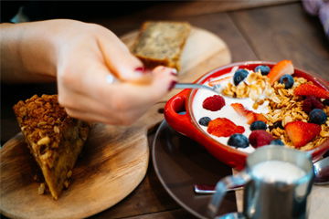 雅韻天成——打造高級(jí)感食品銷售店鋪的命名藝術(shù)